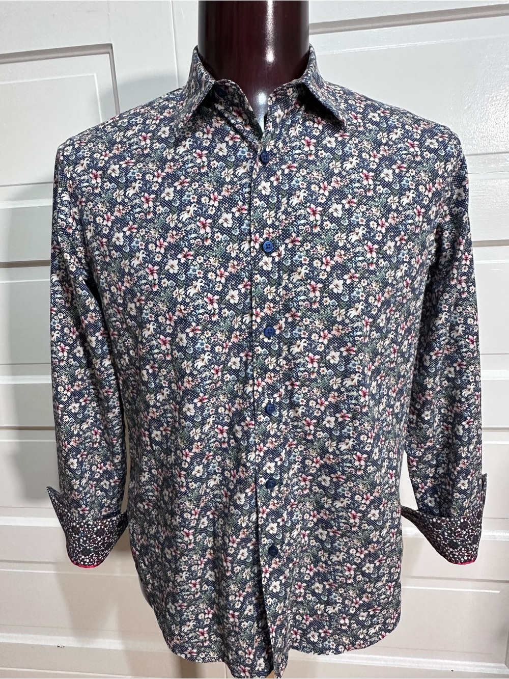 Robert Graham Button Down Long Sleeve Shirt M Classic Fit Flip Cuff Cotton $189